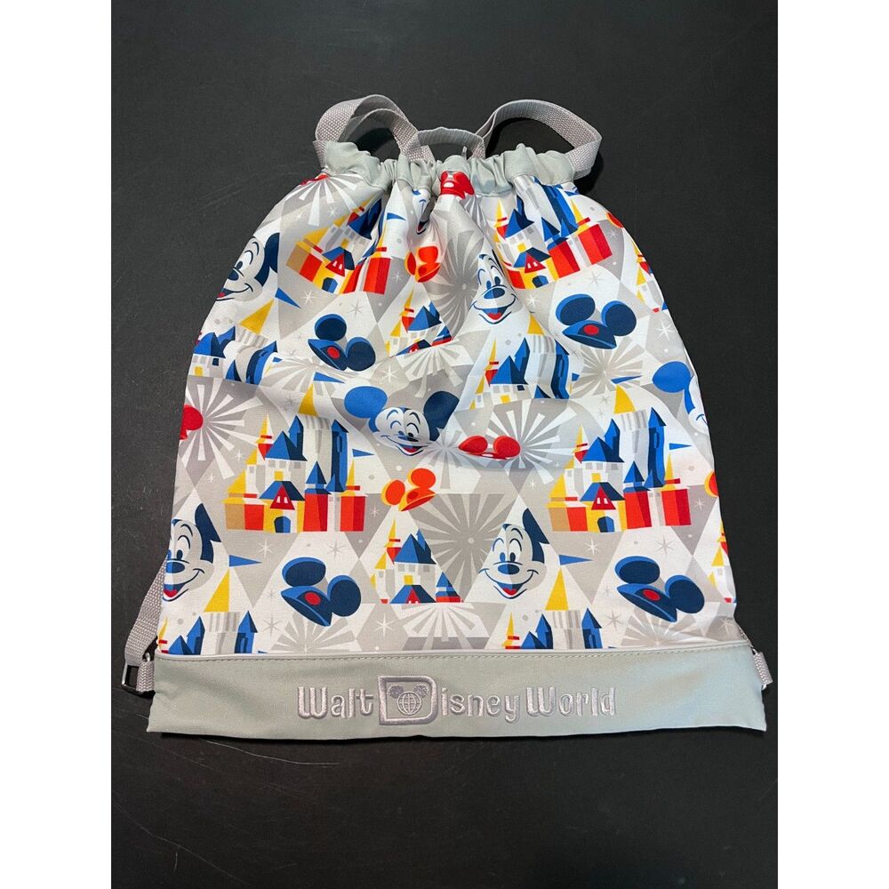 Disney Walt Disney World Mickey Mouse Castle Cinch Bag NWT